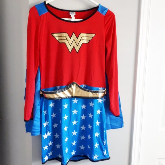 DC Comics Other - Wonder Woman DC Comics Halloween Costume